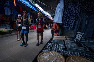 BIB: 5601
                            <button type="button" onclick="openModal(22795450)" class="btn btn-primary btn-sm float-right btn-popup" data-toggle="modal" data-target=".modal-high-quality">
                        <i class="fas fa-shopping-cart"></i> Add to Cart
                    </button>
                                            <button type="button" onclick="isThisMe(22795450, true)" class="btn btn-success btn-sm float-right btn-popup btn-isme hidden" data-toggle="tooltip" data-placement="bottom" title="นี่คือรูปของคุณใช่ไหม คลิกที่นี่เพื่อเอาเข้าอัลบั้ม">
                        <i class="fas fa-plus"></i> Add to album
                    </button>
                    <button type="button" onclick="isThisMe(22795450, false)" class="btn btn-warning btn-sm float-right btn-popup btn-isnotme hidden">
                        <i class="fas fa-ban"></i> Remove from album
                    </button>